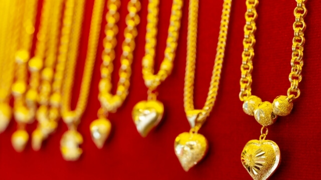 18k Gold Heart Jewelry Necklace for Women